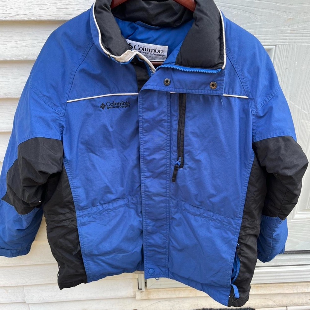 Columbia Men's Two-Tone Blue and Black Ski Jacket